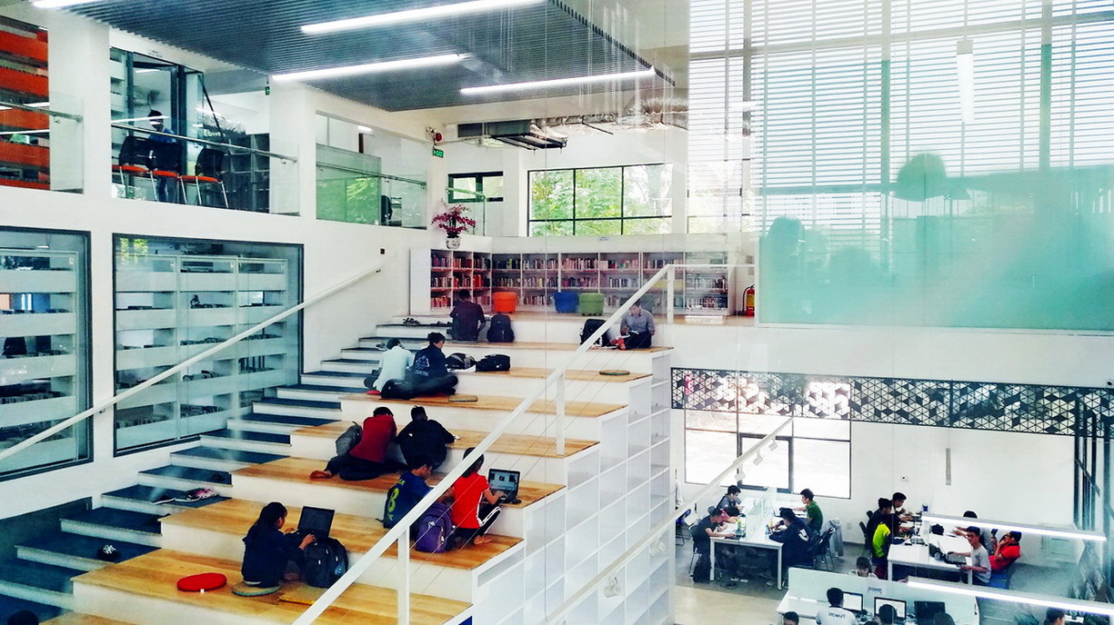 Thư viện Bách Khoa